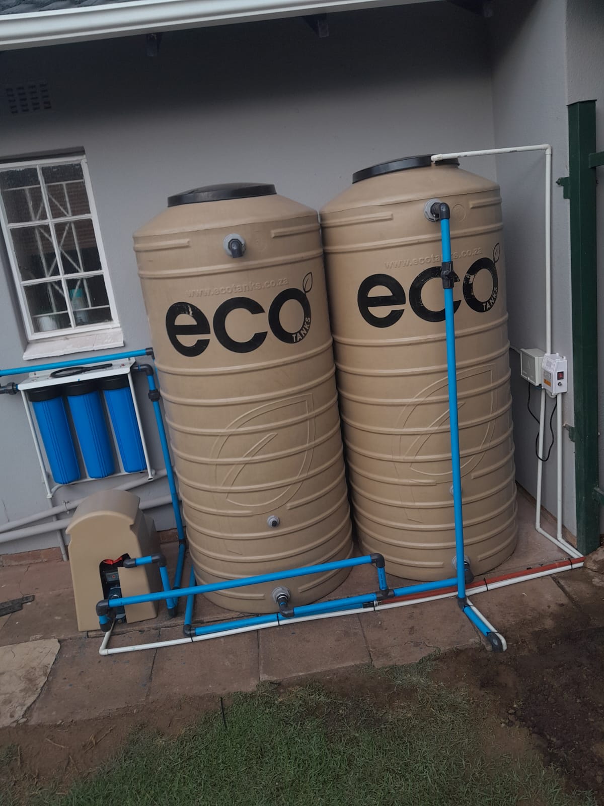 Twin Eco tanks with filtration and pump setup